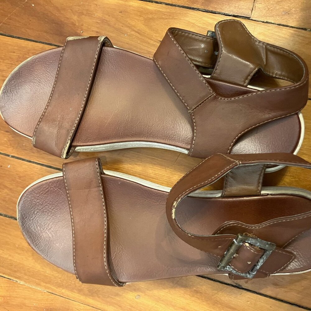 size 8 brown women's sandals